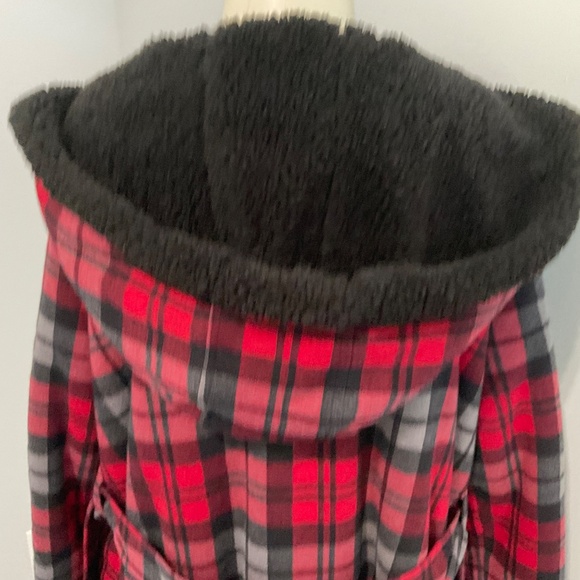 UGG robe,red plaid. Large - Picture 5 of 8